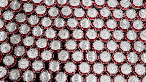 Kosme Canto: llena latas desde rendimientos de 3000 envases por hora