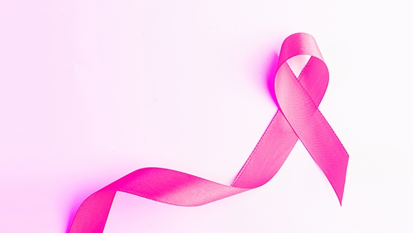 „Hand auf die Brust“ schafft Bewusstsein für Brustkrebs