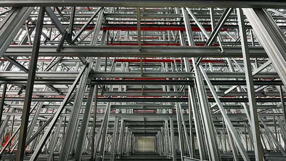 Fully automated, eco-friendly warehouse for Plzeňský Prazdroj